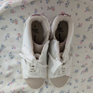 Time and Tru White Sneakers with Gray Accents